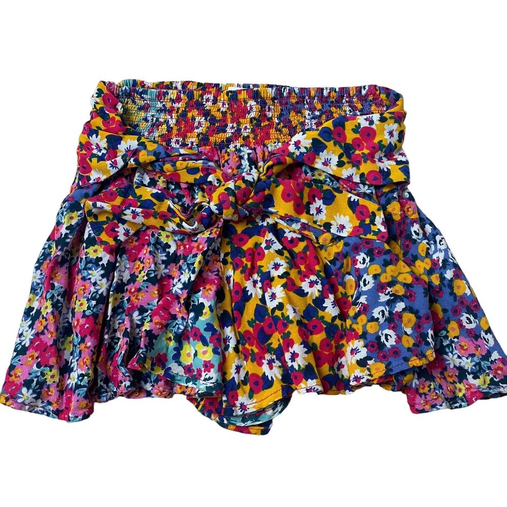 Patrons of Peace Shorts Juniors XS Flounce Multicolor Floral Belted Stretch
